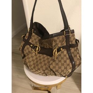GUCCI JOCKEY MEDIUM GG CANVAS MONOGRAM TOTE